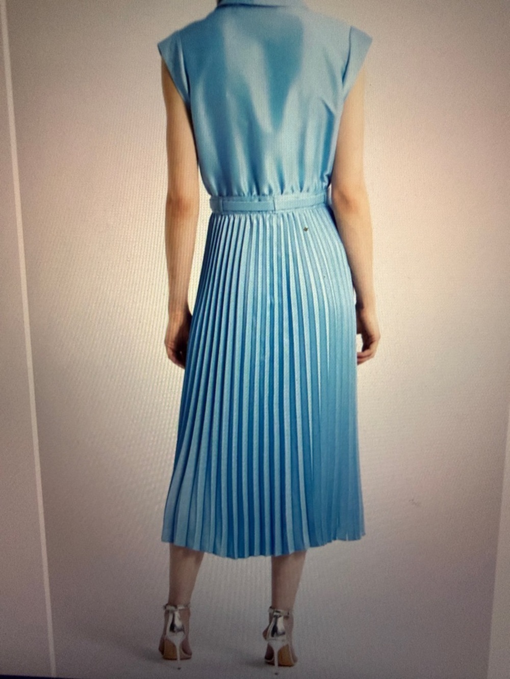 Elie Tahari Natalya blue pleated shirt dress with belt, length 49",NWT - Picture 13 of 16